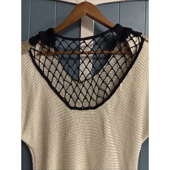 Vintage Fancy Crochet Ivory Black Gold Boho Hippie Top 40’s 50’s Vibes Sz S - Picture 6 of 6